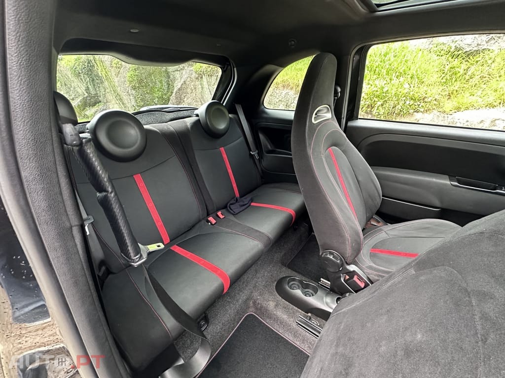 Abarth 500 1.4 T-Jet Competizione