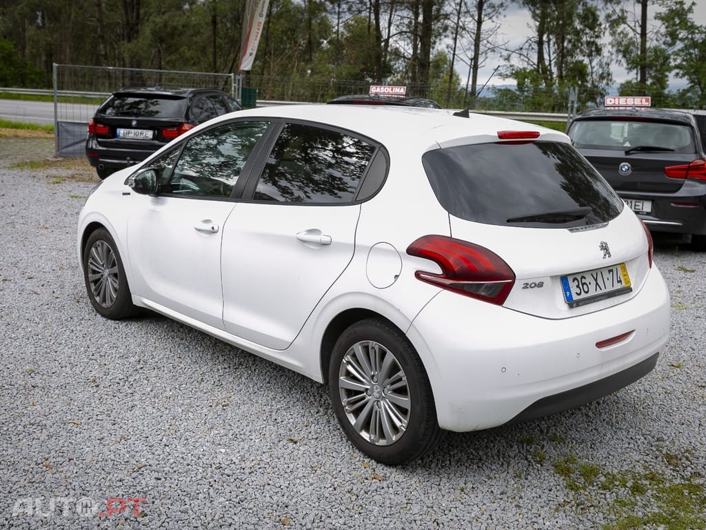 Peugeot 208 1.5 BlueHDi Allure