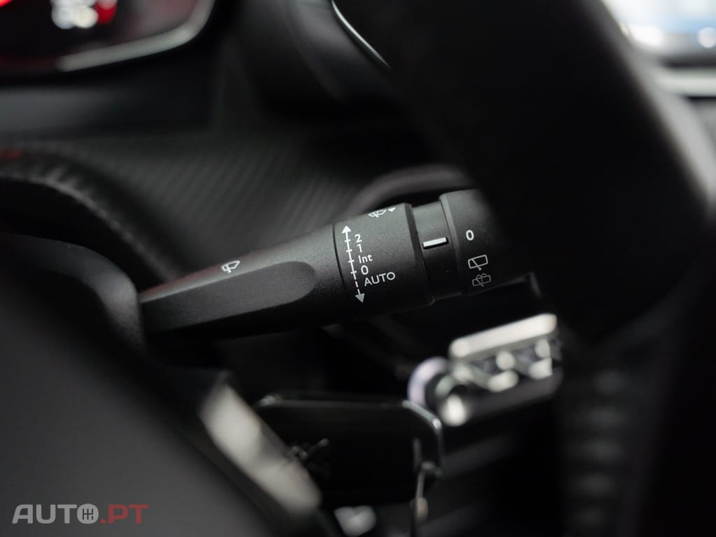 Peugeot 2008 1.2 PureTech Active Pack