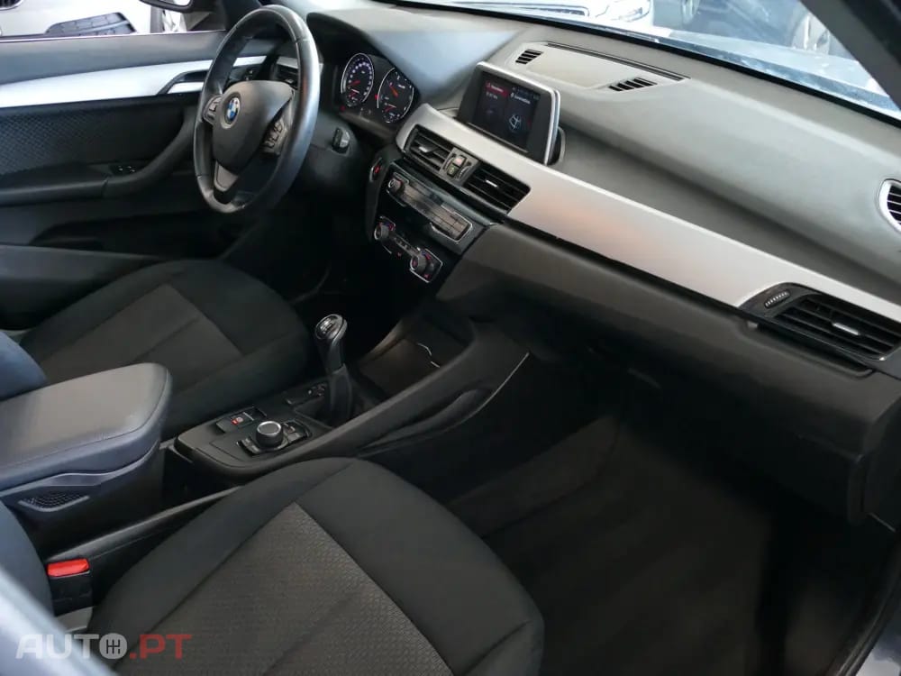 BMW X1 16 d sDrive — fotografia 26