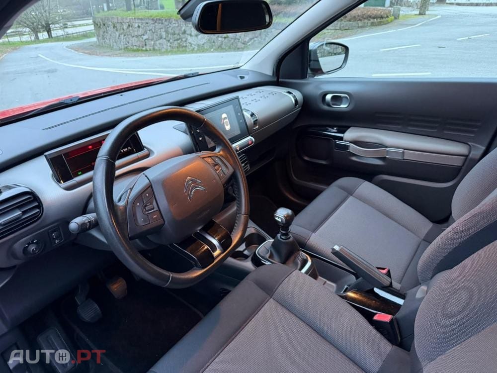 Citroen C4 Cactus 1.2 PureTech Shine Pack