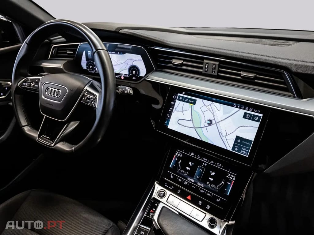 Audi E-Tron I.V.A DEDUTÍVEL 50 Q S LINE