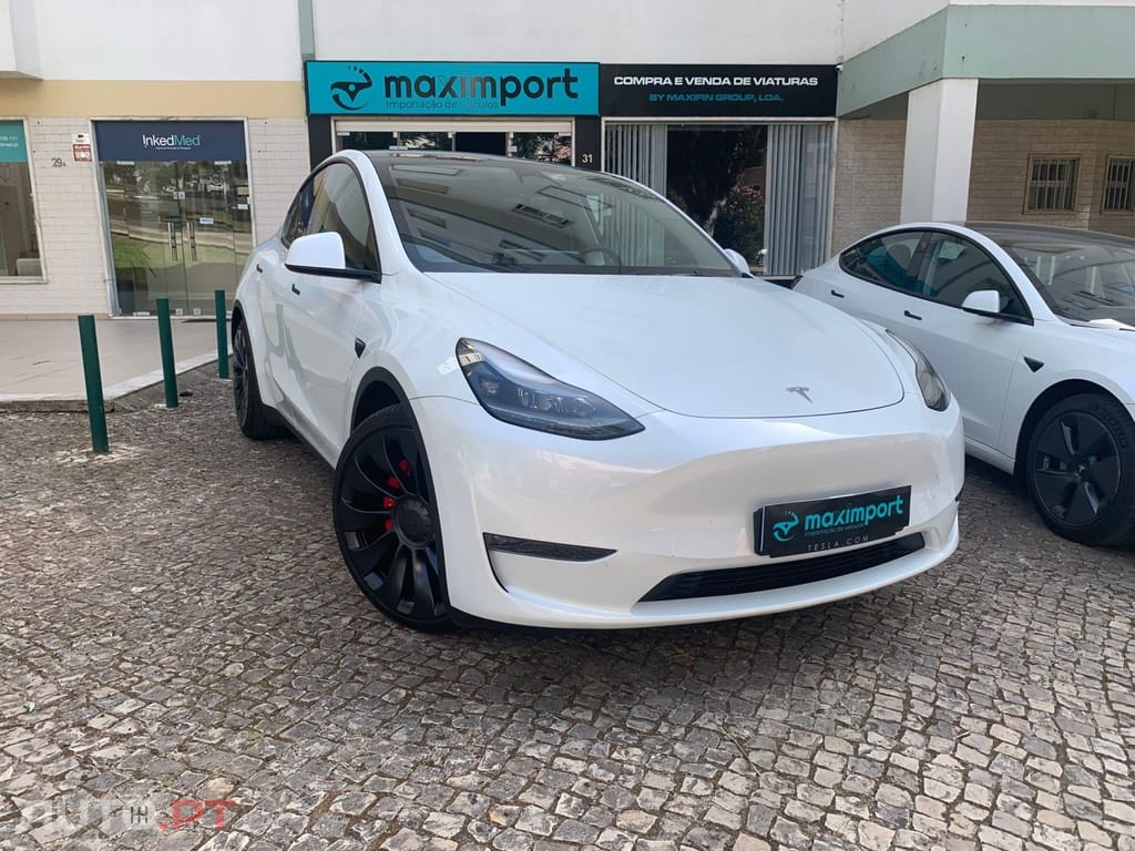 Tesla Model Y Performance Tração Integral