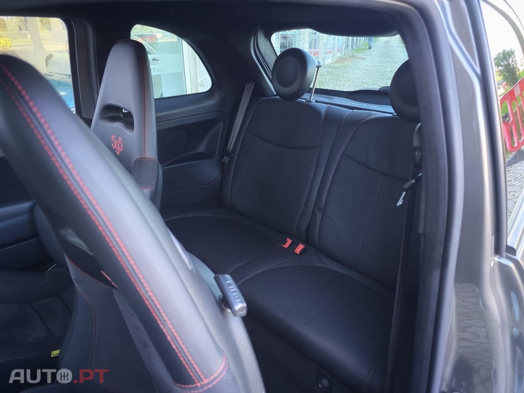 Abarth 595 1.4 T-Jet Turismo