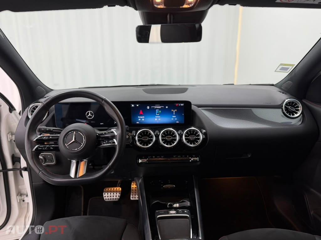 Mercedes-Benz GLA 250 e AMG Line