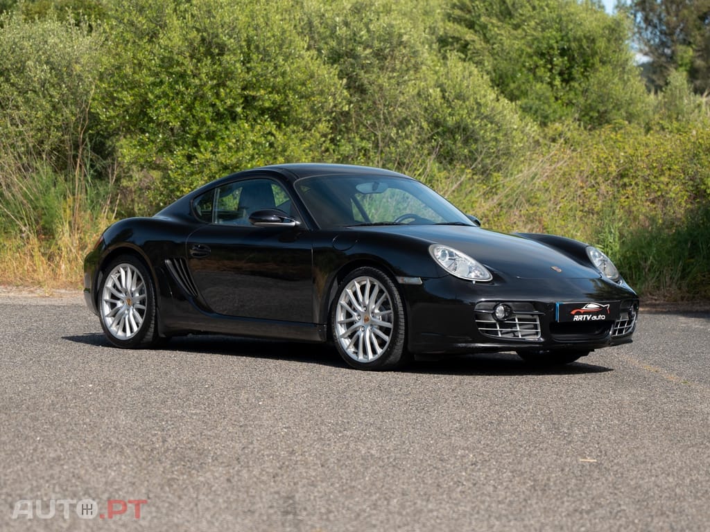 Porsche Cayman 2.7