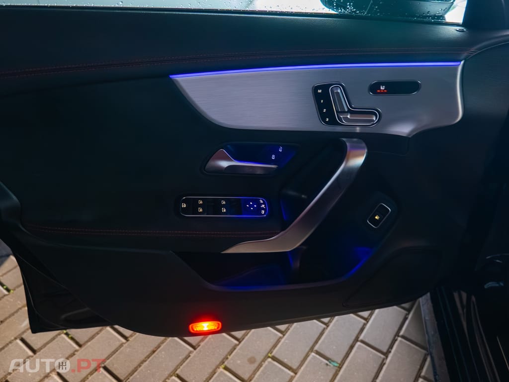 Mercedes-Benz CLA 250 e AMG Line