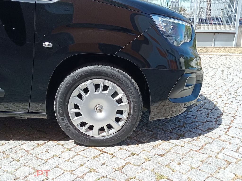 Opel Combo 1.2 Turbo S&S Edition