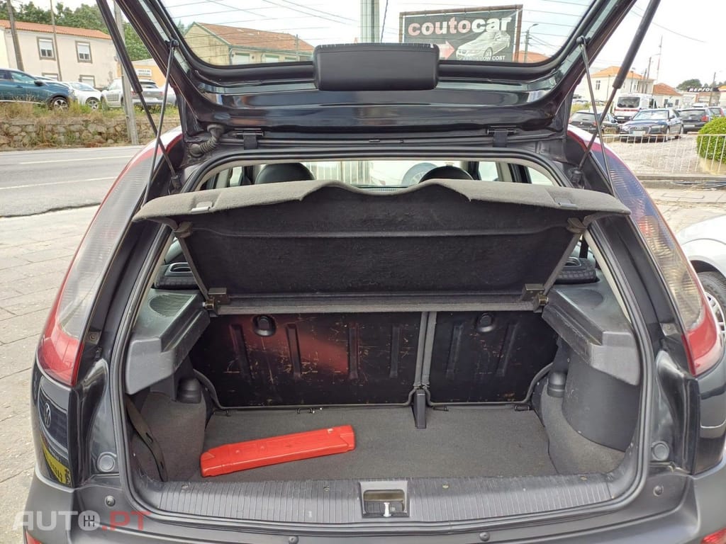 Opel Corsa 1.7 DTi 16V Elegance — fotografia 10