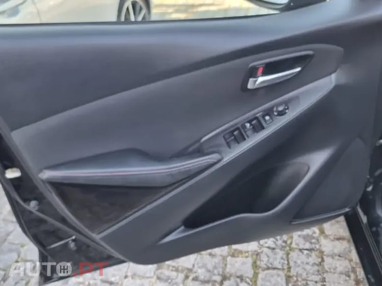 Mazda 2 1.5 Sky.Evolve Navi