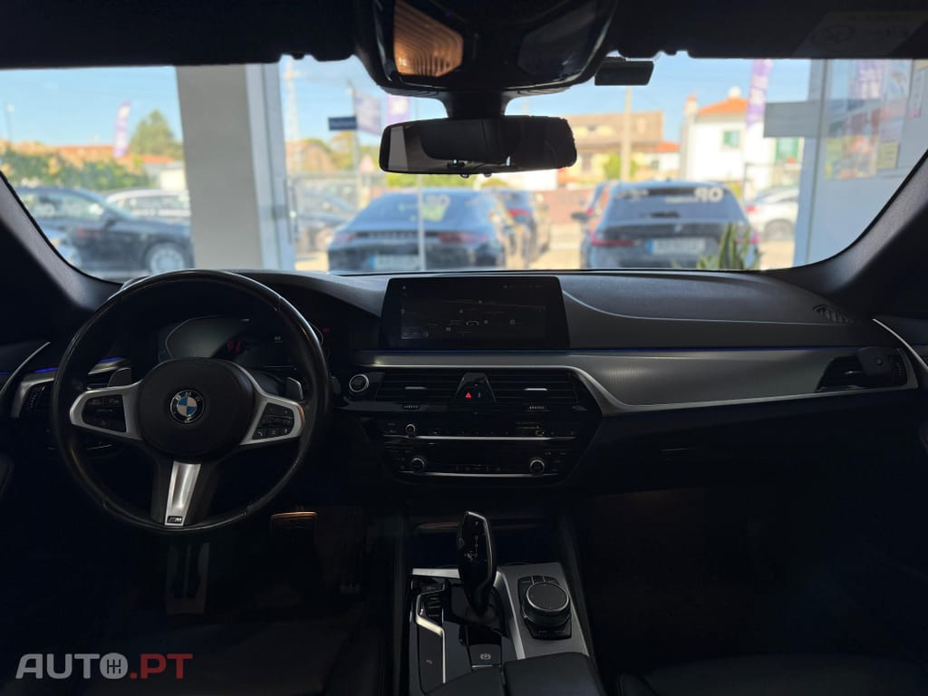 BMW 520 d Pack Desportivo M Auto