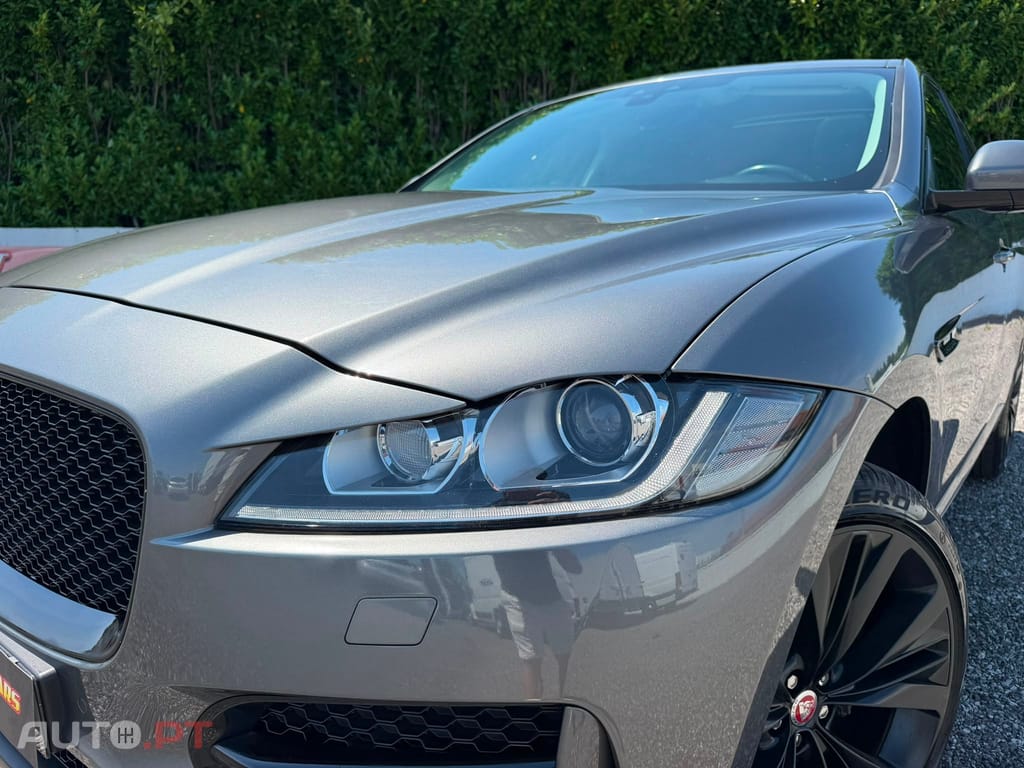 Jaguar F-Pace 2.0 i4D R-Sport Aut.