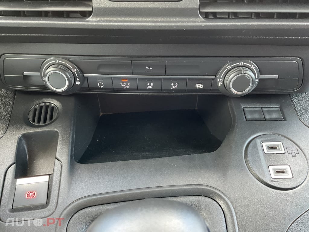 Fiat Doblo Outro