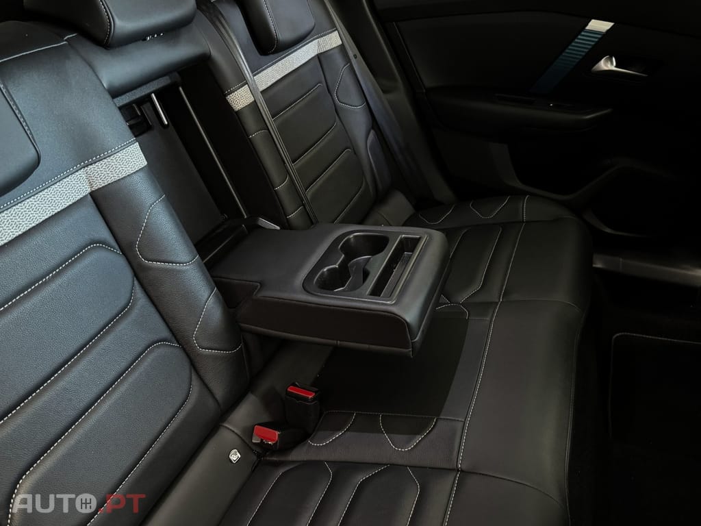 Citroen e-C4 Shine Pack Plus