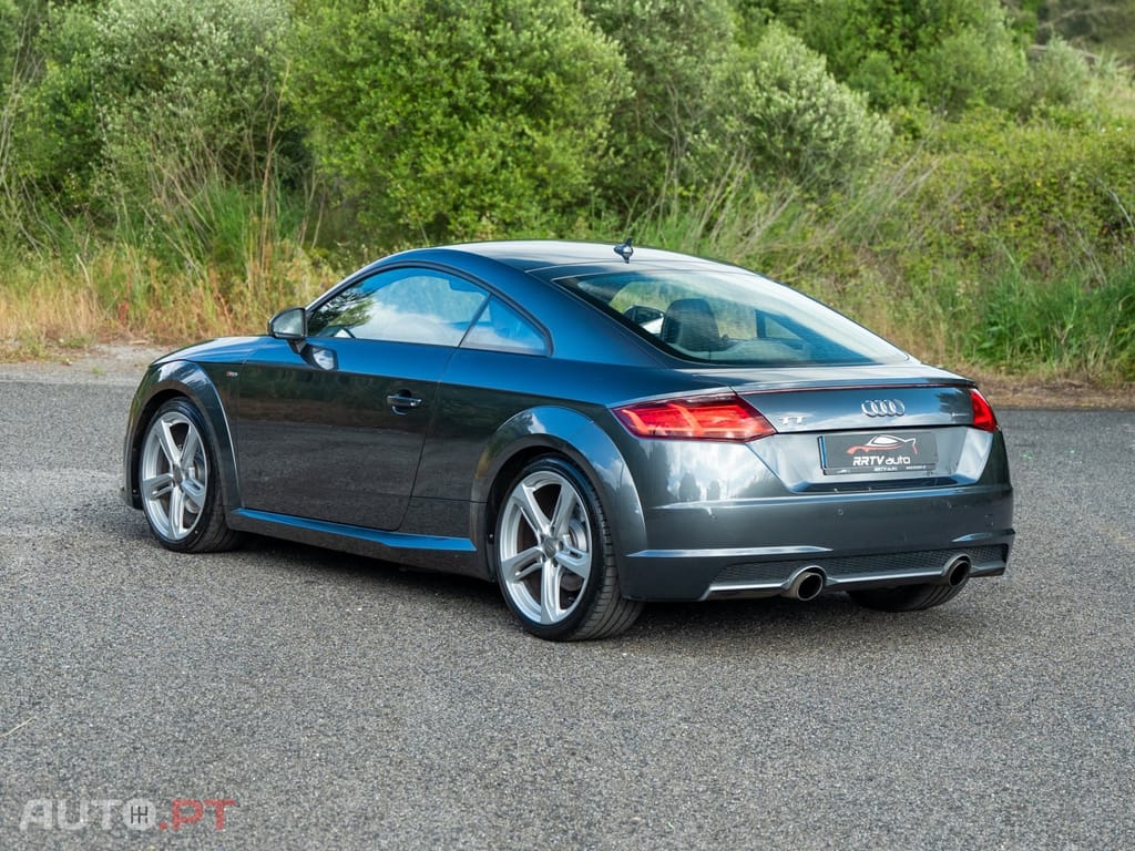 Audi TT 2.0 TFSI quattro S-line S tronic