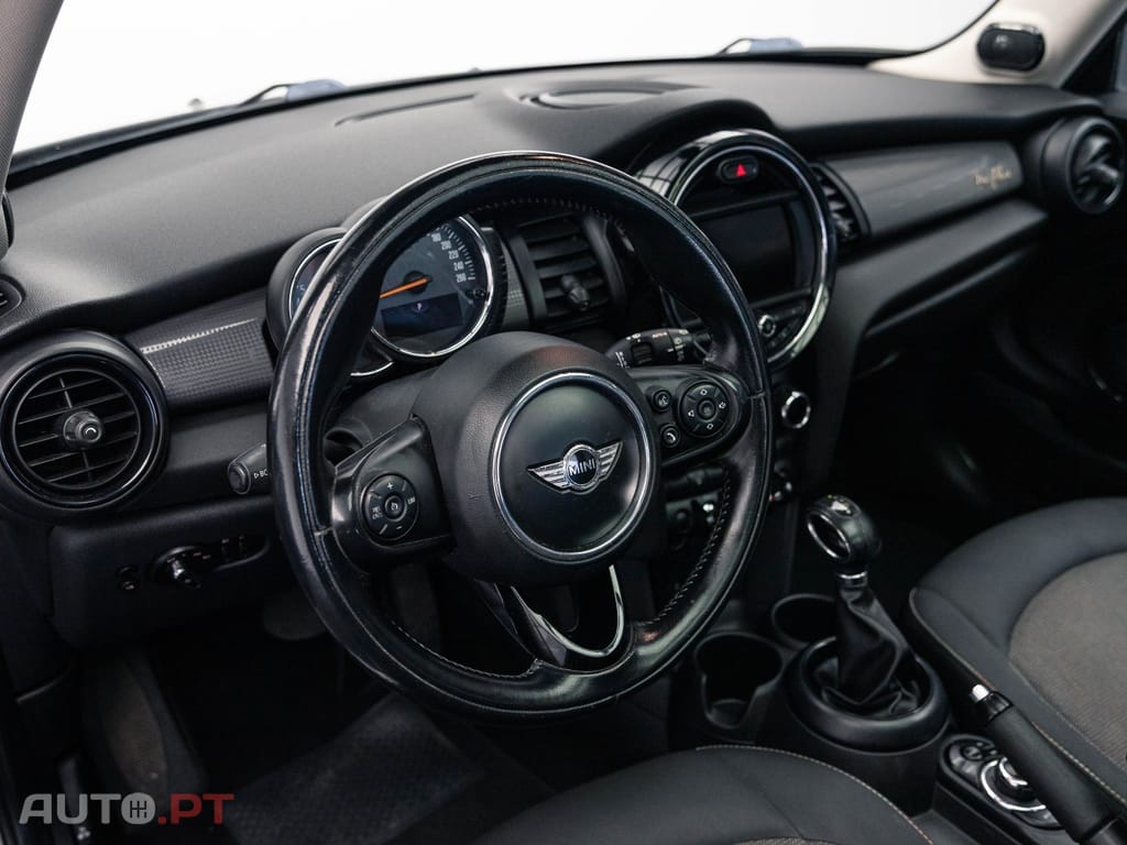 MINI Cooper Cooper D Aut.