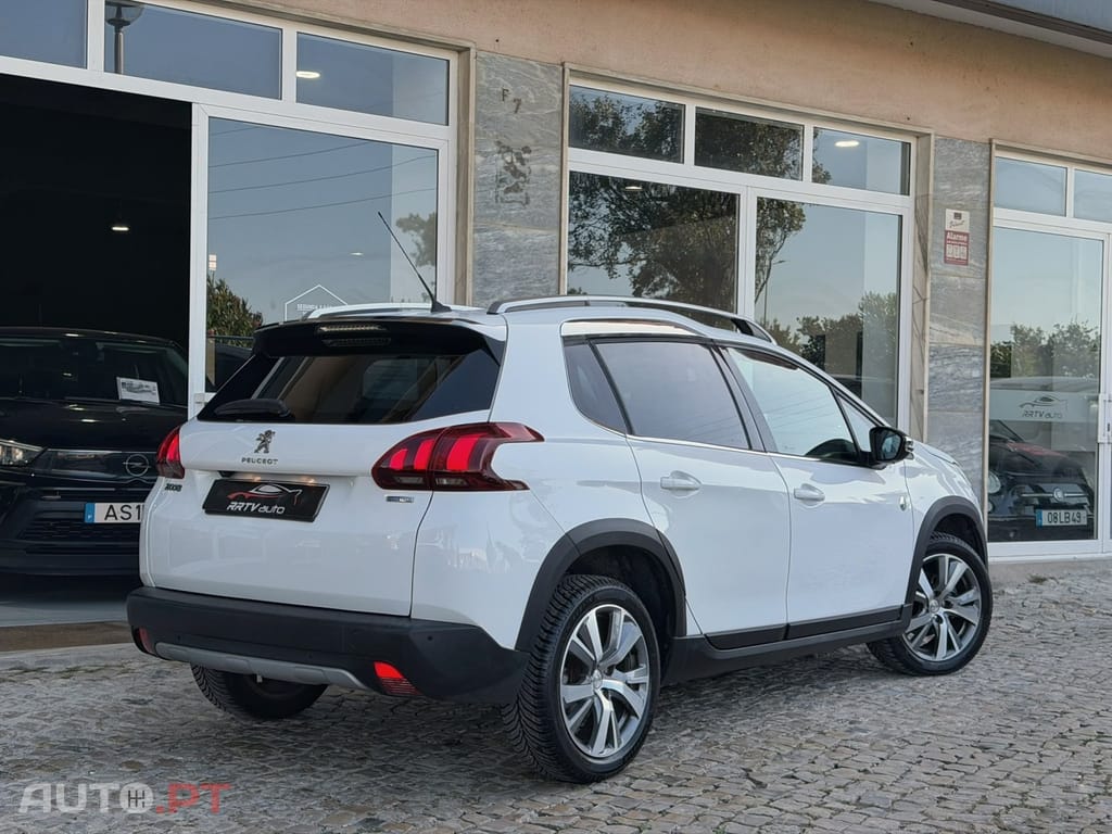 Peugeot 2008 1.2 PureTech Crossway EAT6