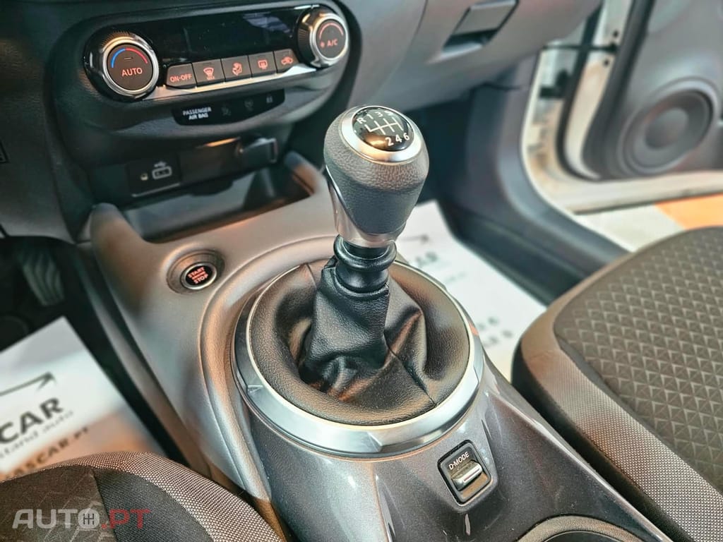 Nissan Juke 1.0 DIG-T N-Connecta