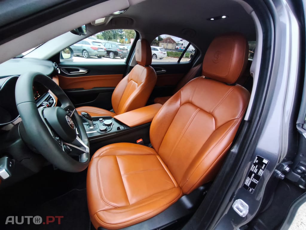 Alfa Romeo Giulia 2.2 D Super AT8