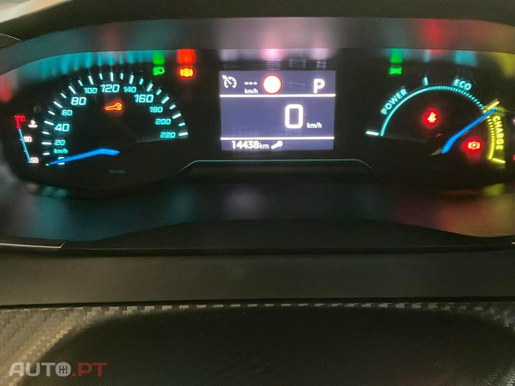 Peugeot 208 1.2 Hybrid Style e-DCS6