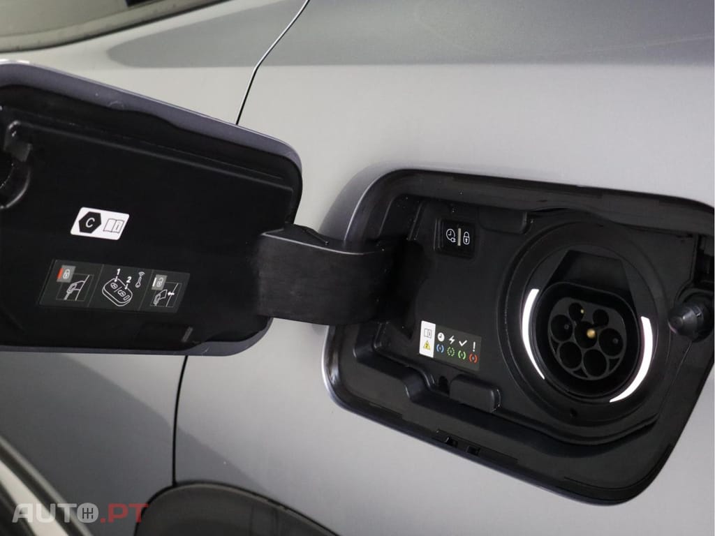 Peugeot 3008  1.6 Híbrido Allure e-EAT8