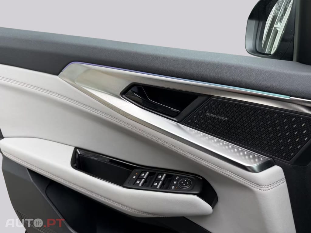 Renault Espace VI E-TECH Full Hybrid I.V.A DEDUTIVEL