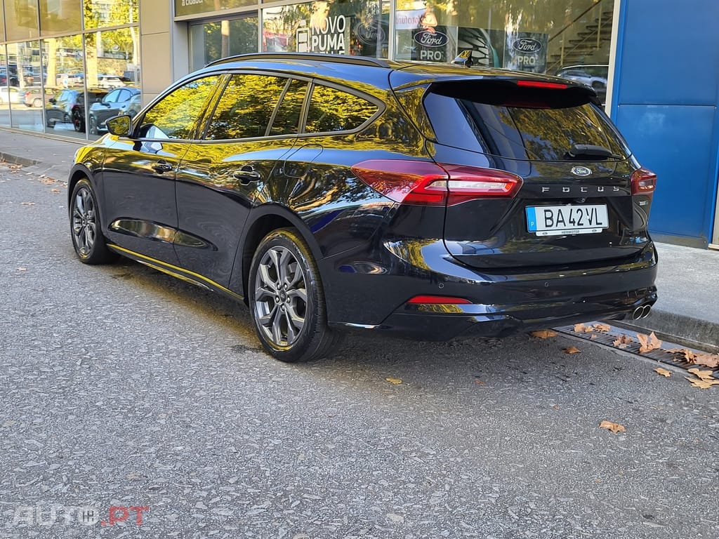 Ford Focus SW 1.0 EcoBoost MHEV ST-Line X