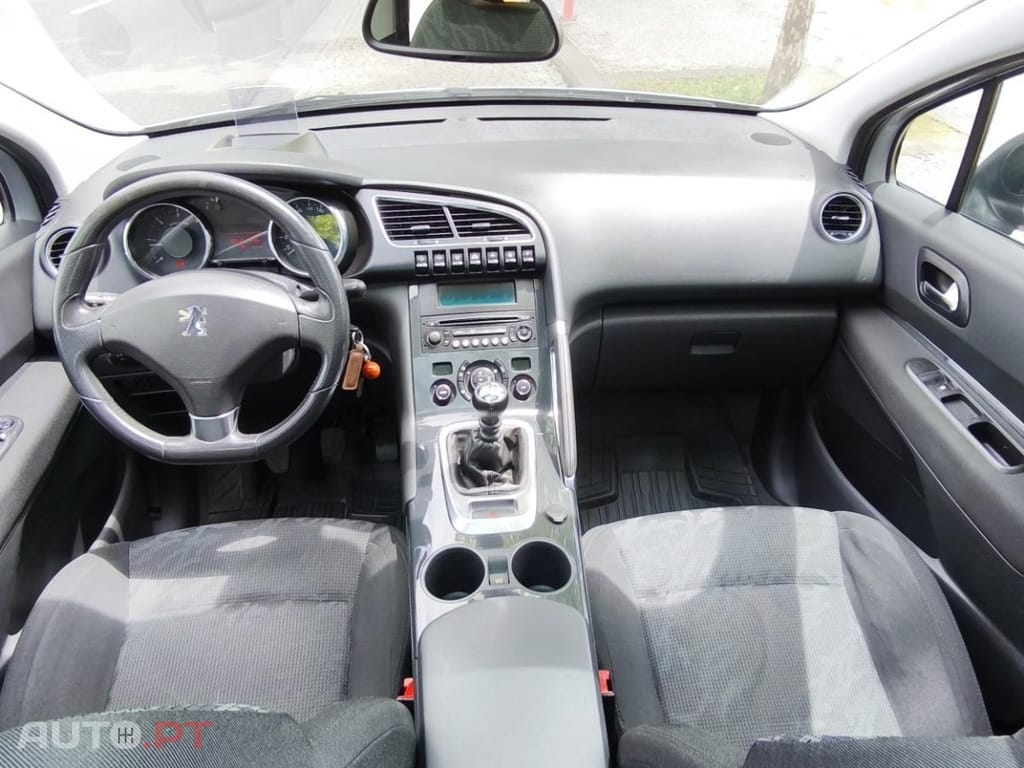 Peugeot 3008 1.6 HDi Executive