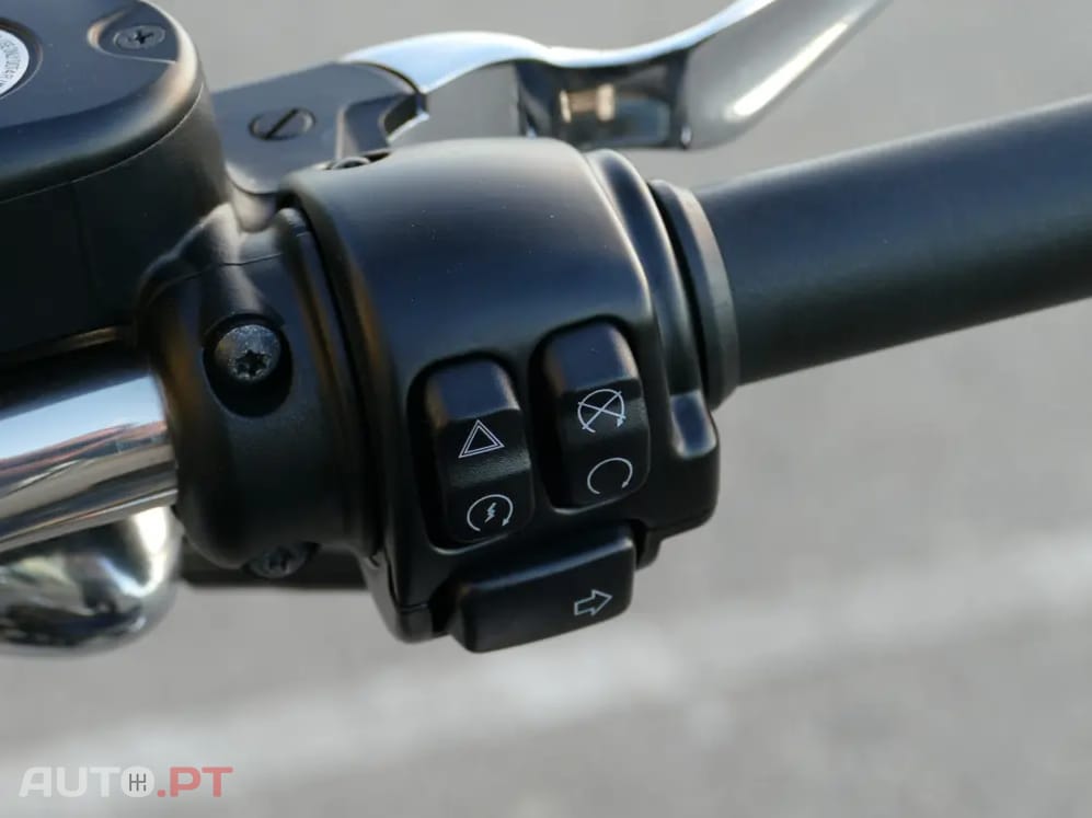 Harley Davidson 883 L SUPERLOW