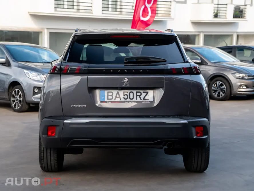 Peugeot 2008 1.2 PureTech Allure