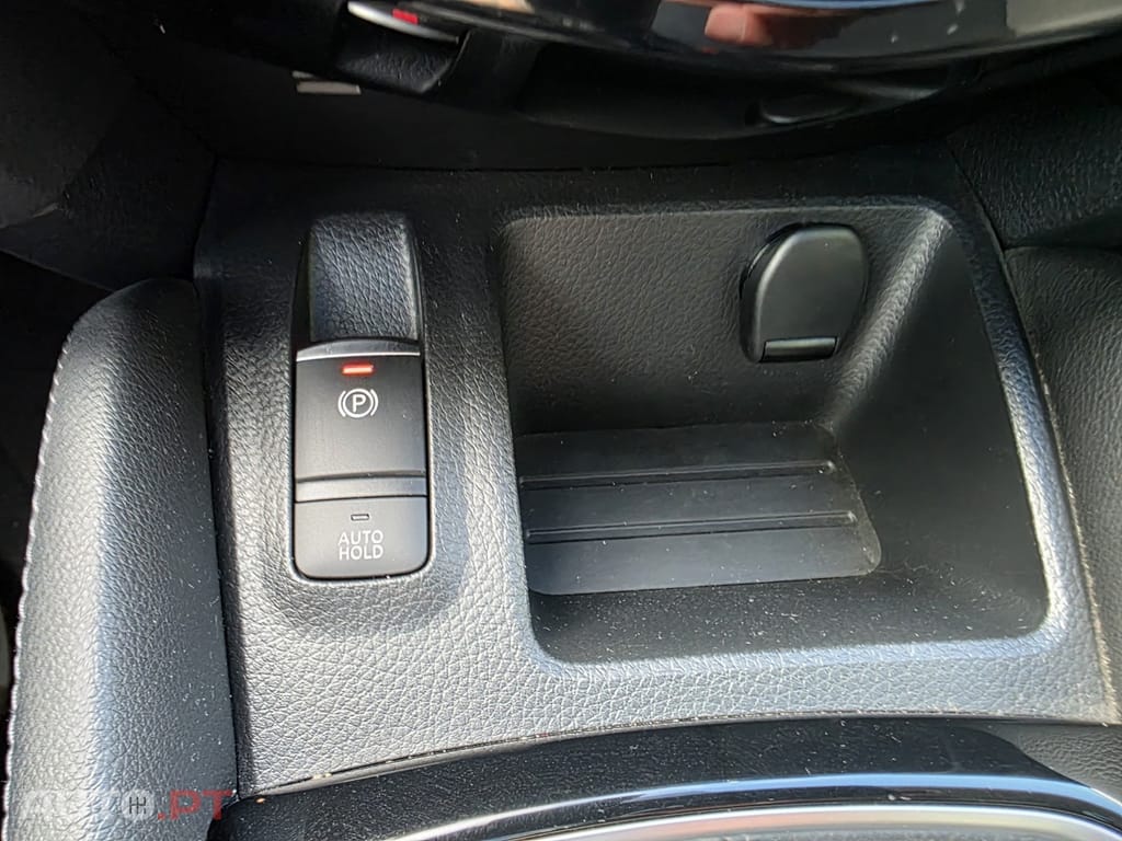 Nissan Qashqai 1.5 dCi N-Connecta J18