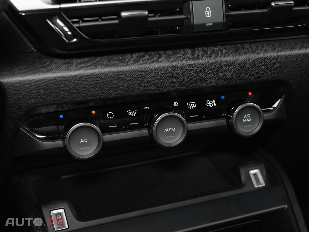 Citroen C4 X 1.2 PureTech Plus EAT8