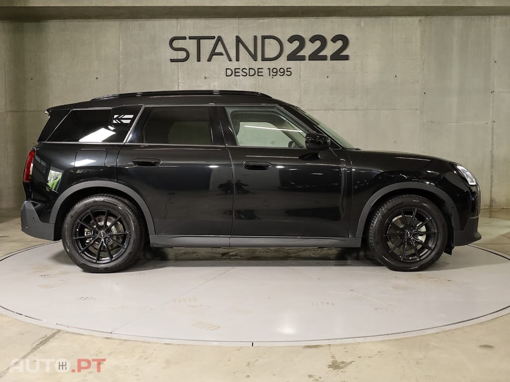 MINI Countryman E Classic M