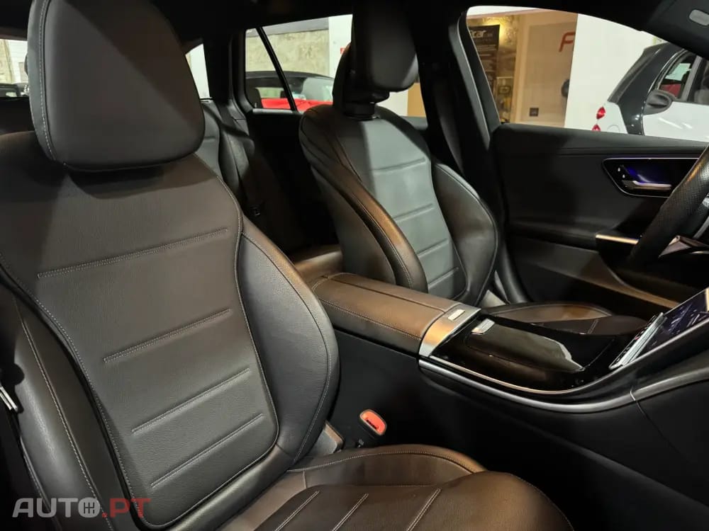 Mercedes-Benz C 300 e AMG Line