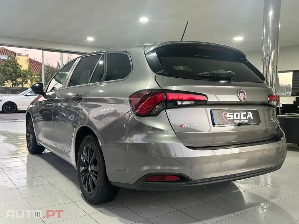 Fiat Tipo 1.3 .M-Jet Lounge