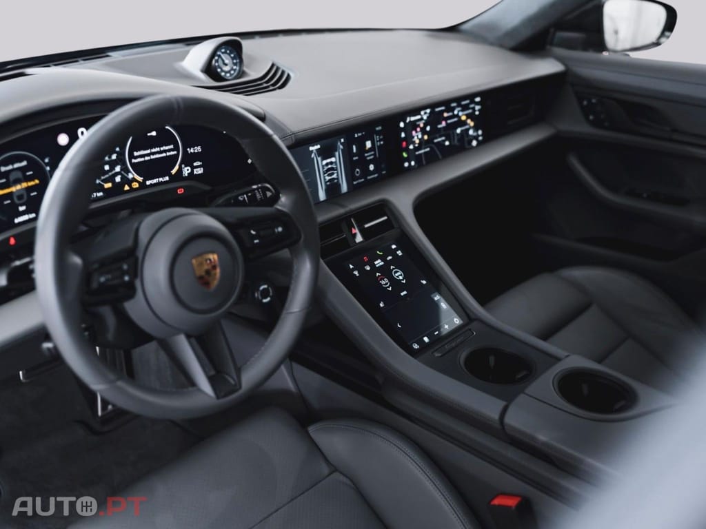 Porsche Taycan GTS 88 % I.V.A DEDUTIVEL 