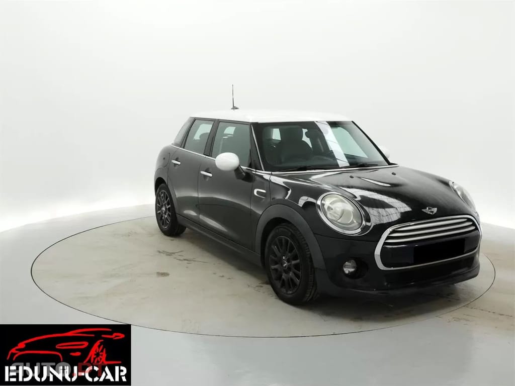 MINI One Cooper D Auto