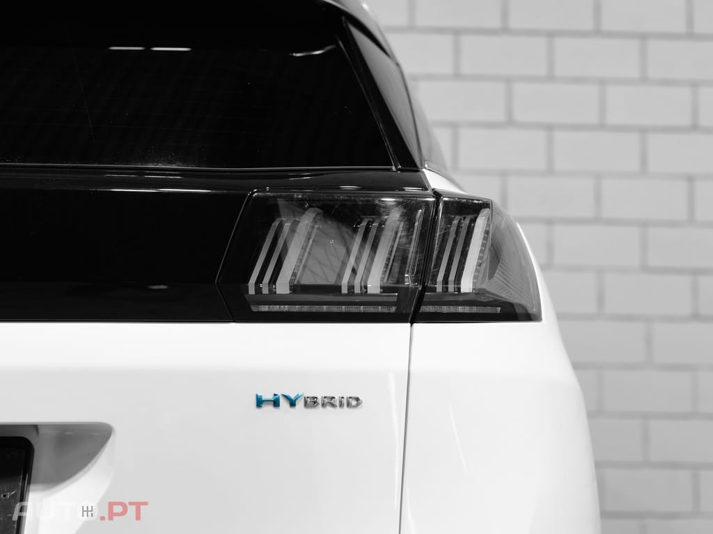 Peugeot 3008 1.6 Hybrid GT e-EAT8