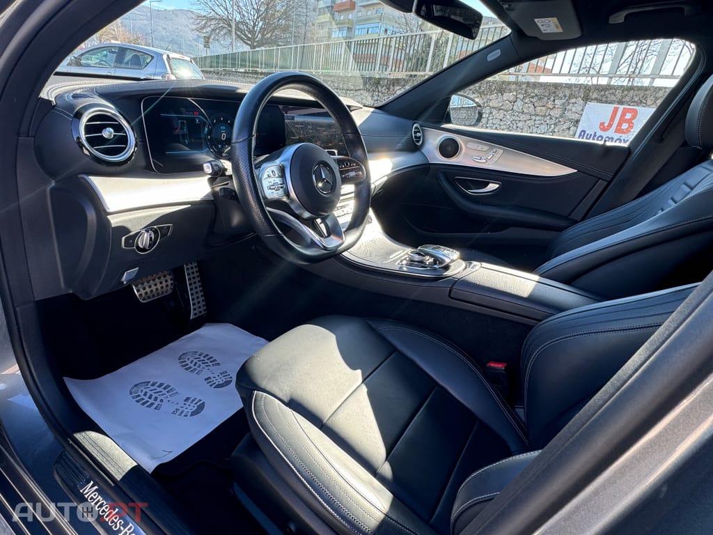 Mercedes-Benz E 300 de AMG Line