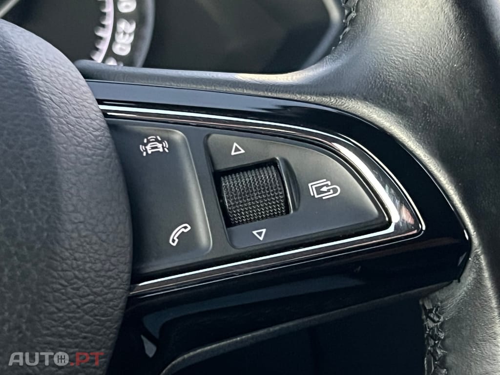 Skoda Superb 2.0 TDI Sportline