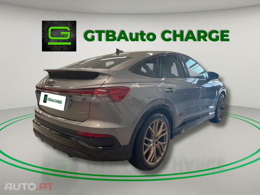Audi Q4 E-Tron I.V.A DEDUTIVEL 50 quattro
