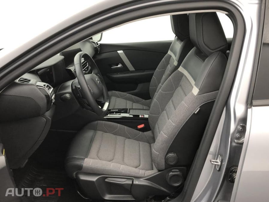 Citroen C4 1.2 PureTech Feel Pack EAT8