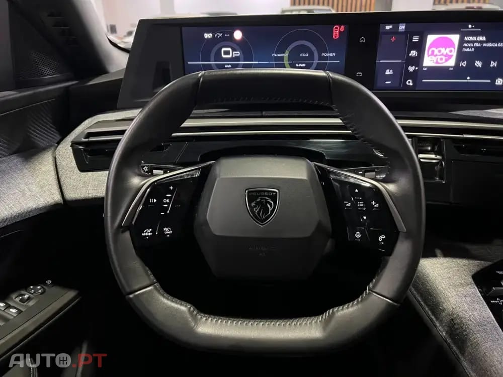 Peugeot 3008 1.2 Hybrid Allure e-DCS6