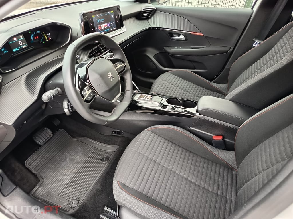 Peugeot E-208 50 kWh Style