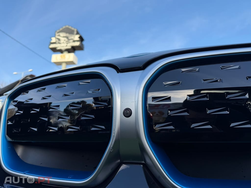 BMW iX3 M Sport Impressive