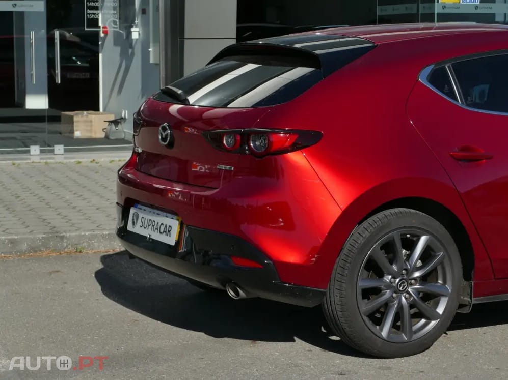 Mazda 3 2.0 e-Skyactiv-G Exclusive-line