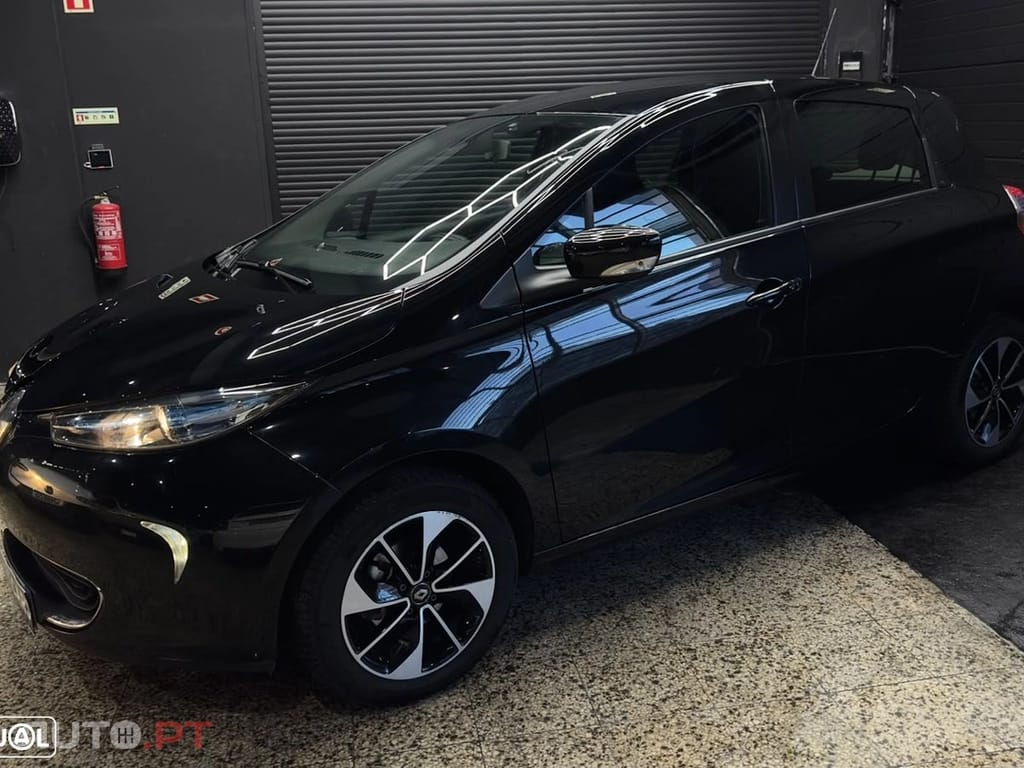 Renault Zoe (c/ Bateria) EV 50 110hp Equilibre