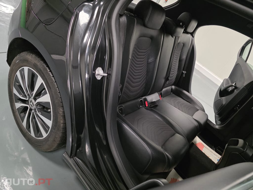 Mercedes-Benz A 250 e Style Plus