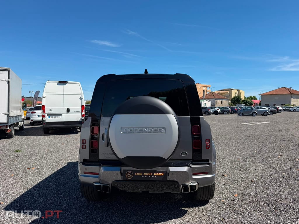 Land Rover Defender LOOK SVR