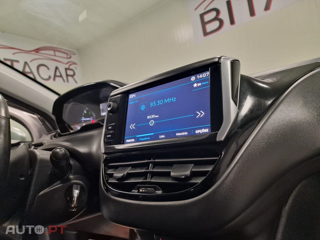 Peugeot 208 1.6 BlueHDi Active